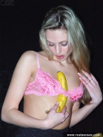 Banana play