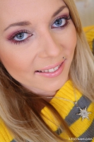 Lona