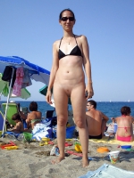 Petites putes a la plage - beach whores