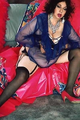 Elaine Everett (Bertha)