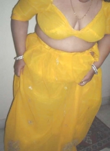 Desi BBW17