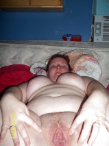 Babes with a Landing Strip