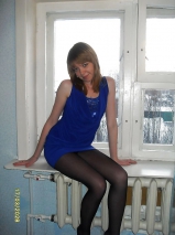 Nylon upskirt 34