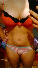 Teen with massive teen tits - nude selfies