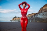 Bianca Baeuchamp Latex red 2