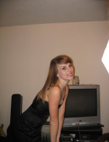 Hottie teen brunette with a tight bum - ripe for leaving som