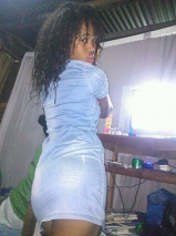 Ma belle salope et sexy Saonirina, 19ans lesbienne black