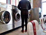 A la laverie en legging