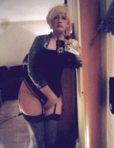 Ricchione travestito italiano voglioso di cazzo nel culo