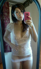 USA woman boobs pussy selfie