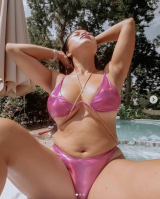 Hot n georgeous -1