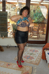 Granny-conny-2