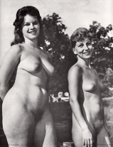 Hairy pretty women on retro porn pics 3!