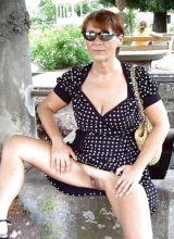 granny shows pussy