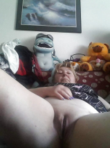 granny shows pussy