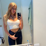 WEB CHICKS-1