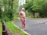je suis nu sur la route