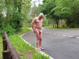 je suis nu sur la route