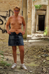 Shooting Pirced Slut Silke