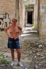 Shooting Pirced Slut Silke