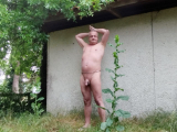 je suis nu dans la nature