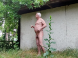 je suis nu dans la nature