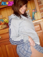 Teen girlfriend shows erected