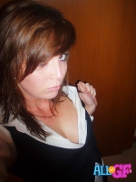 Teen girlfriend shows erected