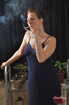 Gorgeous redhead Mina sexy nude smoking 120s - N