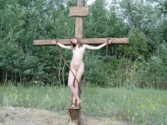 Rud's Crucify 2 - N