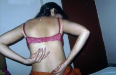 Tamil Girl - N