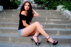 Beautiful Slut - N