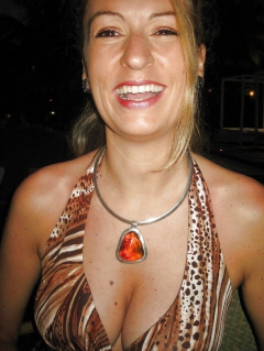 Pute mature a gros seins - N