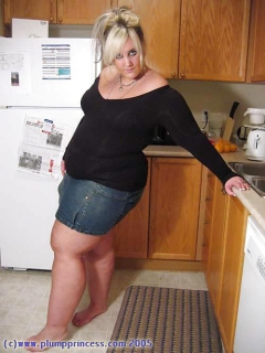 Hoochie Hottie - N