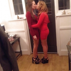 Facebook girls - N