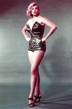 ANITA EKBERG feet (estefania) - N