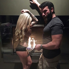 Dan bilzerian with babes - N
