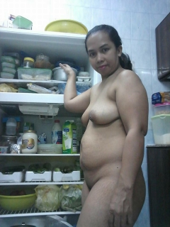 nihma usam filipino pornstar hot pose in kitchen - N