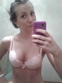 Naked phone selfies - teen tries out her new mobile - N