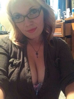 Big tits on this blonde milf - curvy mature snapchatter - N