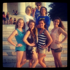 new album of her with friends - N