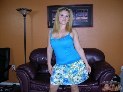 Amateur Girl Modeling Nude - N