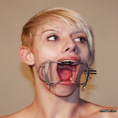 Gagged and humiliated amateur slaves - N