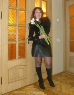 mature and sexy - N