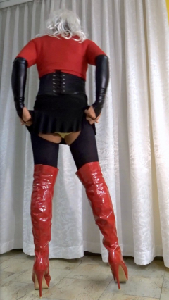 Crossdresser - N