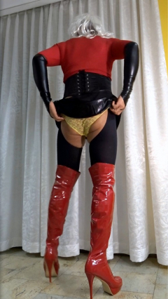Crossdresser - N