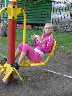 Tiny blonde amateur loves to pose naked - N