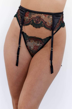 Lingerie models fulfilling their real role #2 - N