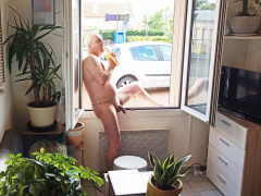 Je mange les bananes par les deux bouts - N