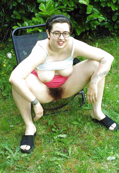 They're so sweet - woman and her hairy pussy 1 - N